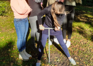 girls-taking-soil-samples-during-engie-project-activity